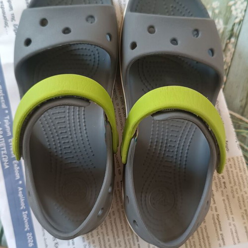 Crocs sandals like new, sizes 31-32