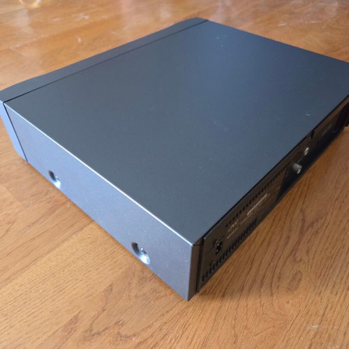 JVC HR-J300E VCR VHS player used, includes SCART cable