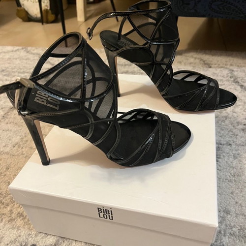 Bibi Lou black sandals new, size 37