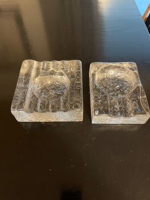 KOSTA BODA vintage ice glass ashtray set of 2 by Rolf Sinnemark