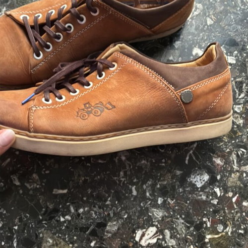 Bulldozer casual shoes size 42, nubuck leather, like new, brown