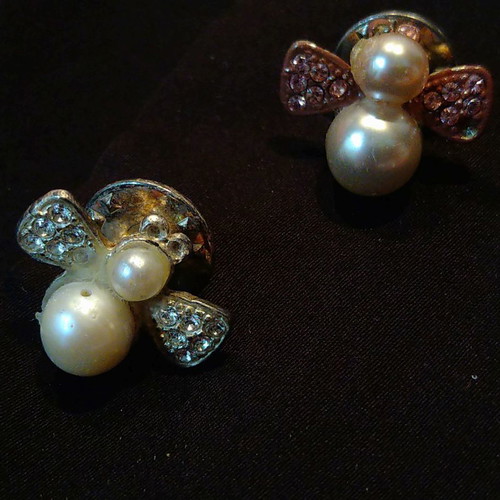 Bee Pin Set
