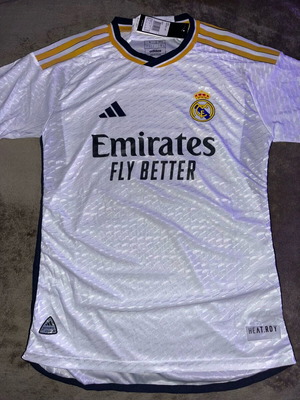 Real Madrid Jersey καινούργιο 10/10 επίσημο αντίγραφο