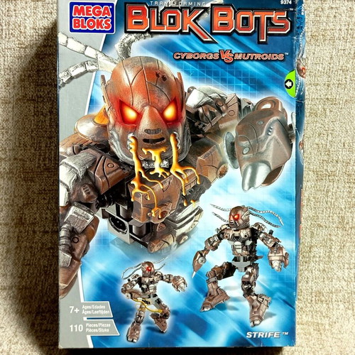 Mega Bloks Strife Transforming Blok Bots #9374, vintage 2003, sealed