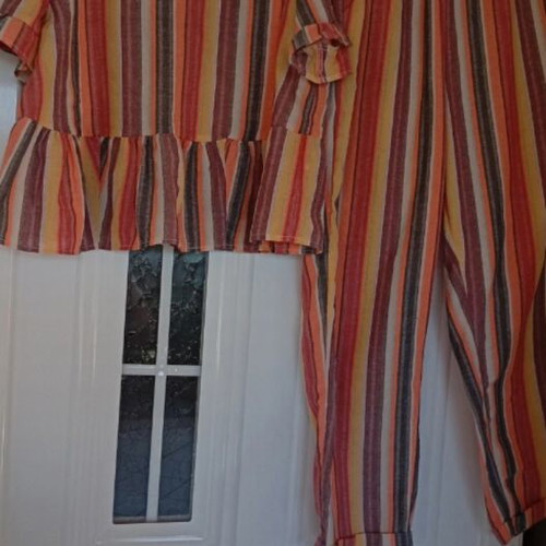 Emery Rose blouse and pants set like new, size Large