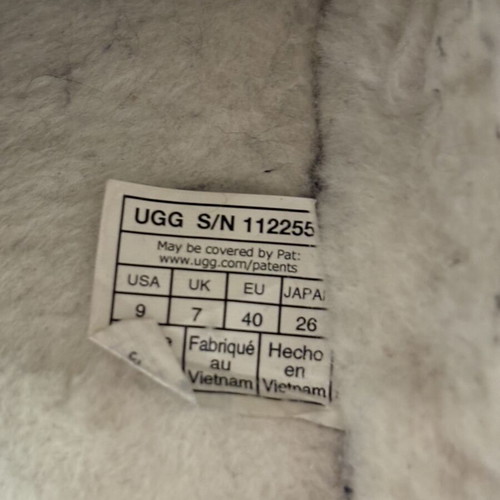 Ugg beige boots used, size 40