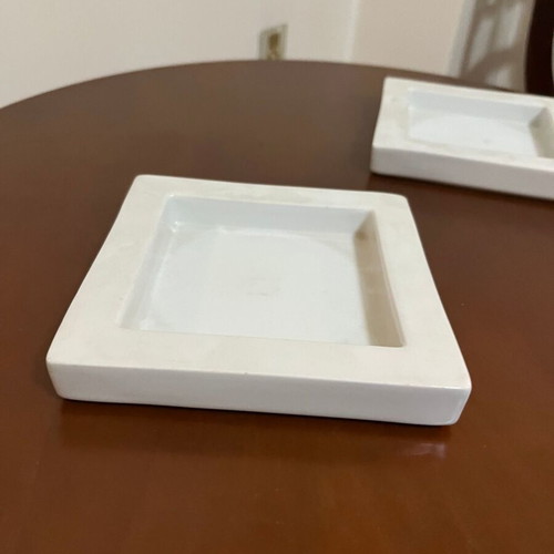 Porcelain bowls like new, set of two, square shape