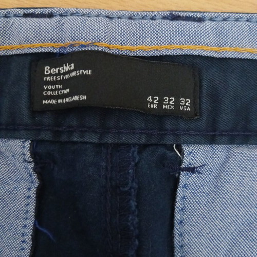 Βερμούδα ανδρική Bershka Νο L σαν καινούργιο, μπλε σκούρο