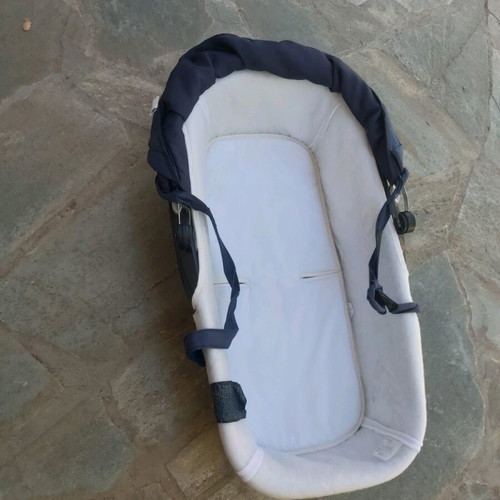 3-in-1 Chicco stroller, car seats and carrycot used