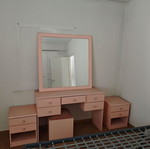 Vanity set 5 pieces like new