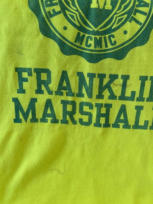 Franklin & Marshall T-shirt large used, yellow