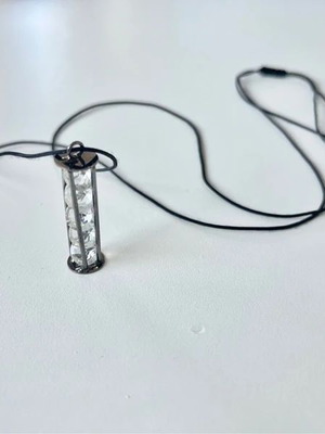 Handmade necklace like new, black