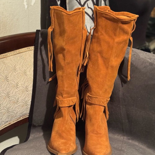 Leather cowboy boots new, fringe, 7cm heel, size 39