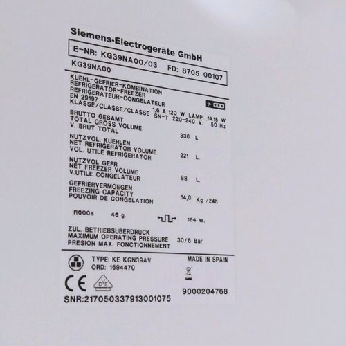 Simence KG39NAOO glass shelves for refrigerator like new