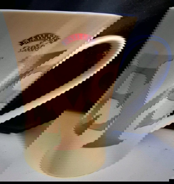 2 ΣΥΛΛΕΚΤΙΚΕΣ  ΚΟΥΠΕΣ BAILEYS CAFE