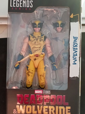 Φιγούρα Wolverine Marvel Legends 15εκ