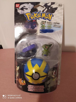 Nintendo Bandai Pokémon Pokeball Twister Axew figure new