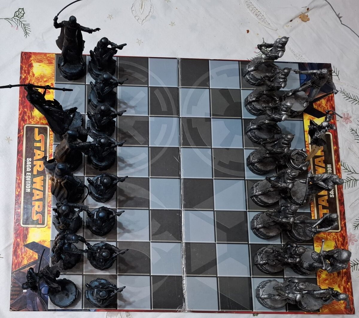 Star Wars Saga Edition chess set used,… - € 39,00 - Vendora.gr