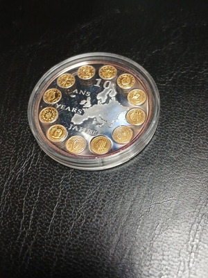 Europe 10 Years Commemorative Medal, silver with gold details