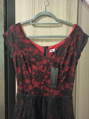 Zic Zac Lace Dress new Medium black red