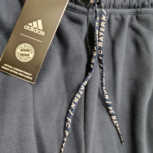 Bayern Munich Adidas tracksuit size L new cotton