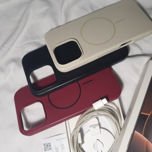 Apple iPhone 16 Pro Max 512GB, beige