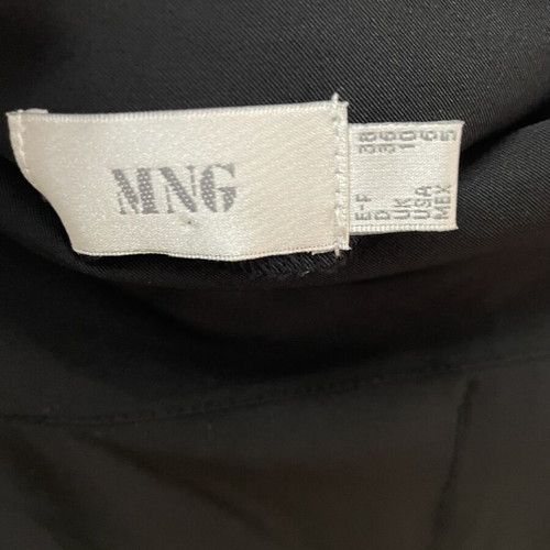 MNG midi black skirt like new, tight fit with back slit