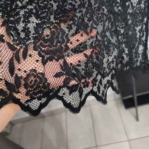 Bershka black lace top size L like new