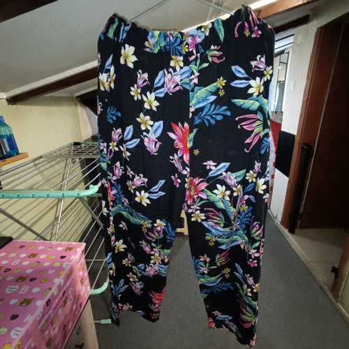 Women's Printed Palazzo Pants like new, tropical floral pattern