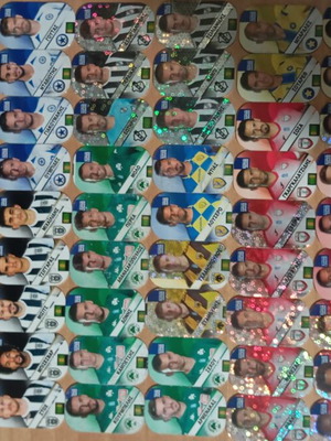 Superleague 2020 Caps like new