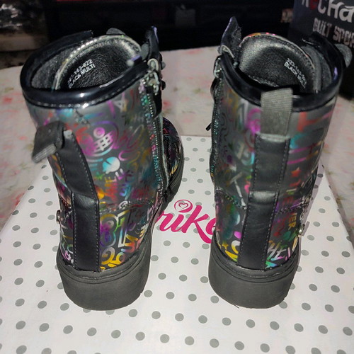 Boots size 29 like new, multicolor