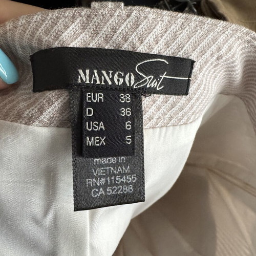 Mango skirt size 38 like new