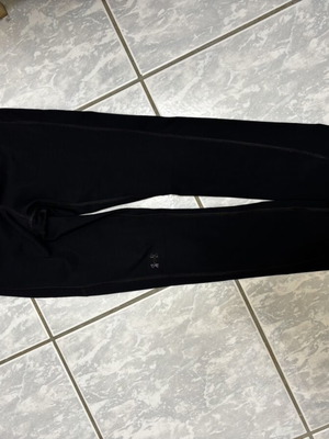 Under Armour women's leggings used, black, size XS