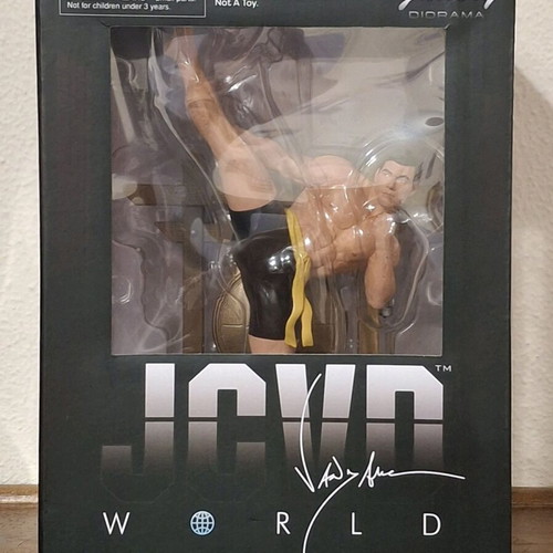 Jean-Claude Van Damme Bloodsport figure new, Diamond Select 2024
