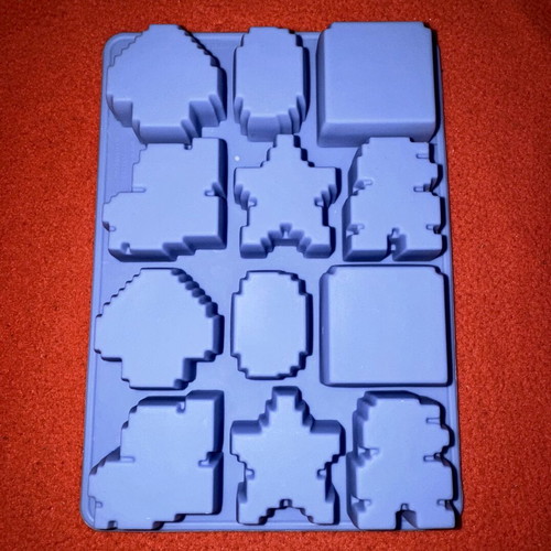 Nintendo Super Mario Bros. Ice Cube Shapes like new, lightly used