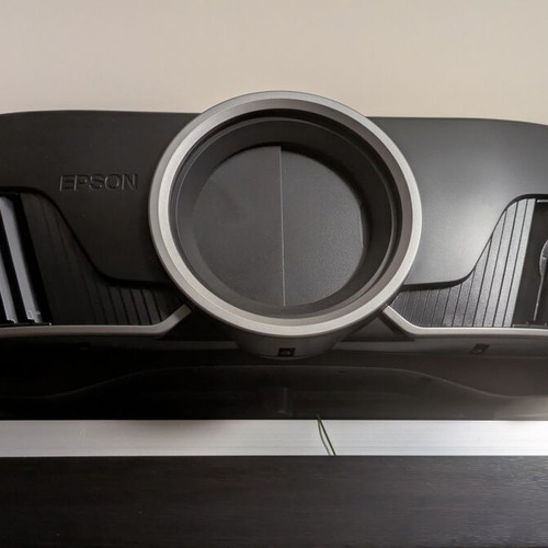Epson EH-TW9400 projector like new with original lamp and 4 pairs 3D glasses