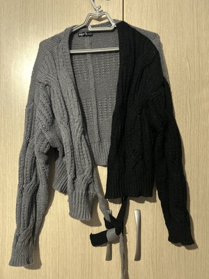 Knitted cardigan with ruffles Shein XL like new, two-tone black and gray