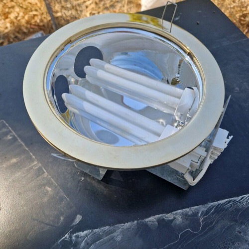 Recessed ceiling light like new