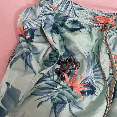 Quiksilver swim shorts tropical print size S like new