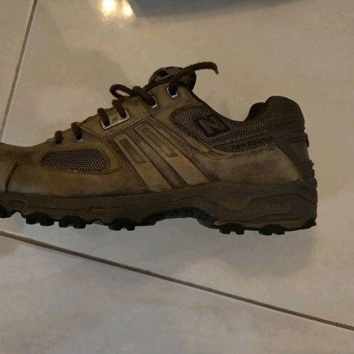 New Balance trekking shoes used, size 43, brown