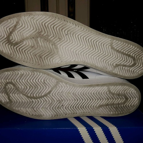Παπούτσια Adidas Superstar σε μέγεθος 48, σχεδόν άριστη κατάσταση