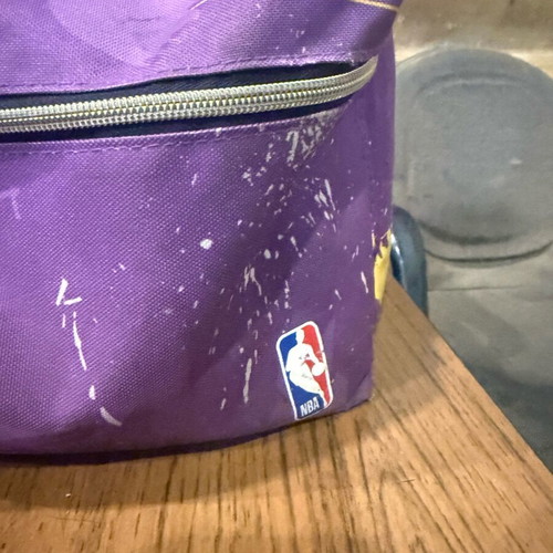 Lakers backpack like new, authentic