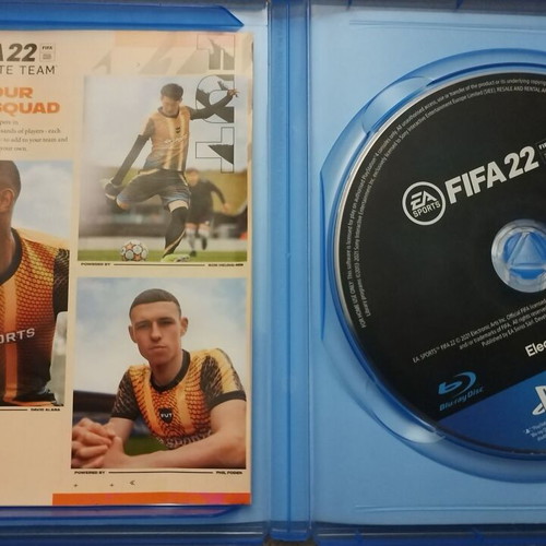 FIFA22 for Sony PS4 like new, football sports game