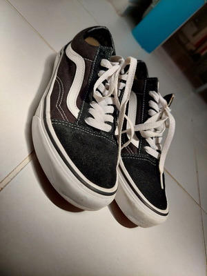 Vans κλασικά αθλητικά παπούτσια μέγεθος 38,5 μεταχειρισμένα, μαύρο και άσπρο