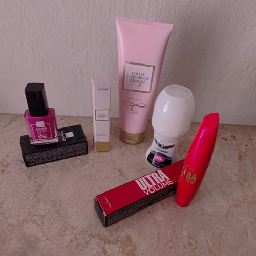 Avon set with Ultra Volume mascara, body lotion, perfume, nail enamel and deodorant new