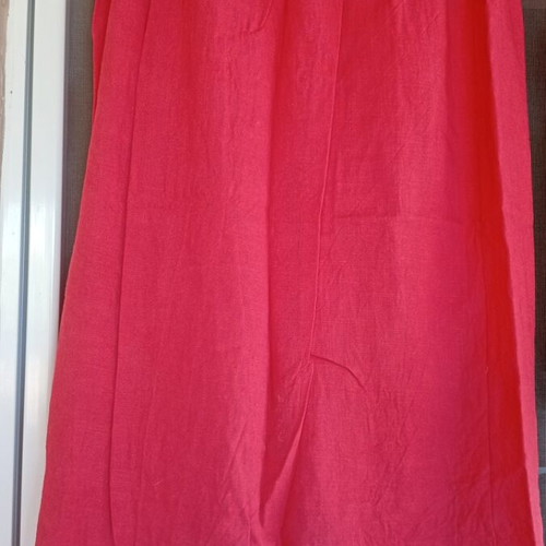 Emery Rose skirt and blouse set like new, size large, red