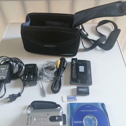 Sony Handycam DCR-SR42E video camera set