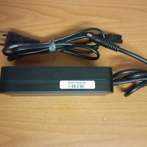 Electric scooter charger 42 volt like new, good working condition
