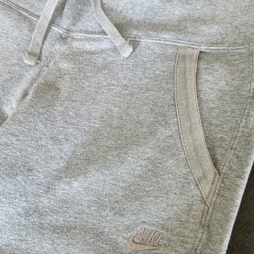 Nike women's 3/4 pants like new, size S, grey
