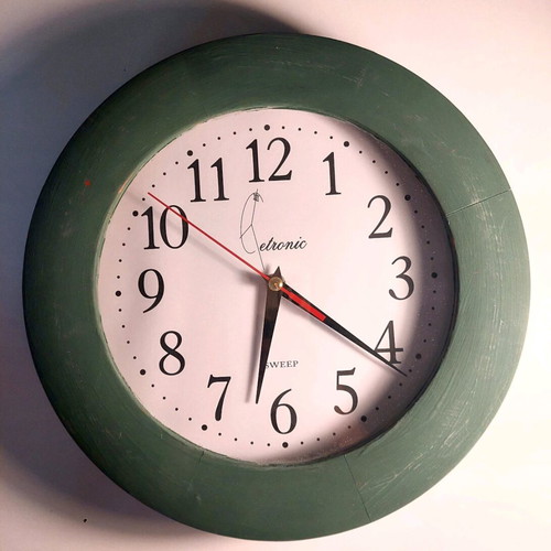 Wall clock 25 cm green chalk paint like new